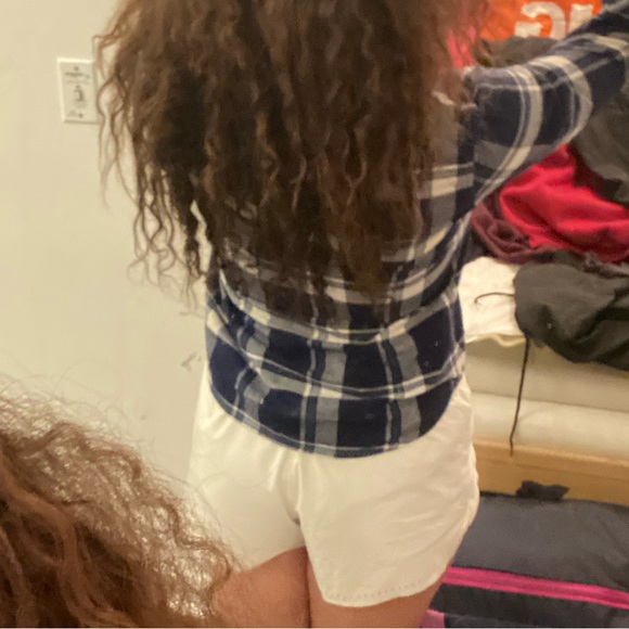 Zipped up blouse - Picture 4 of 4